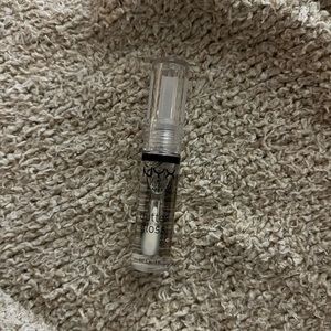 NYX butter gloss - sugar glass